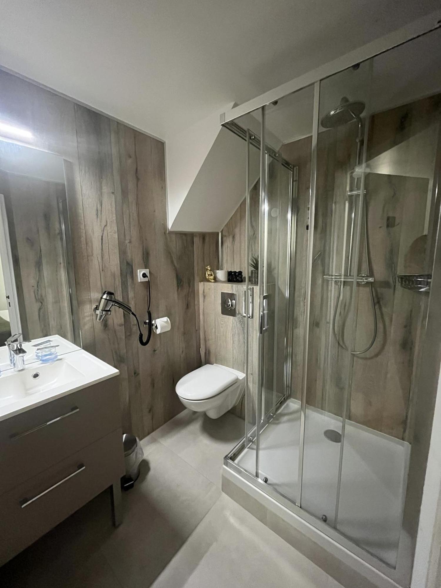 Logis Le Marronnier Hotel Buffon Kültér fotó