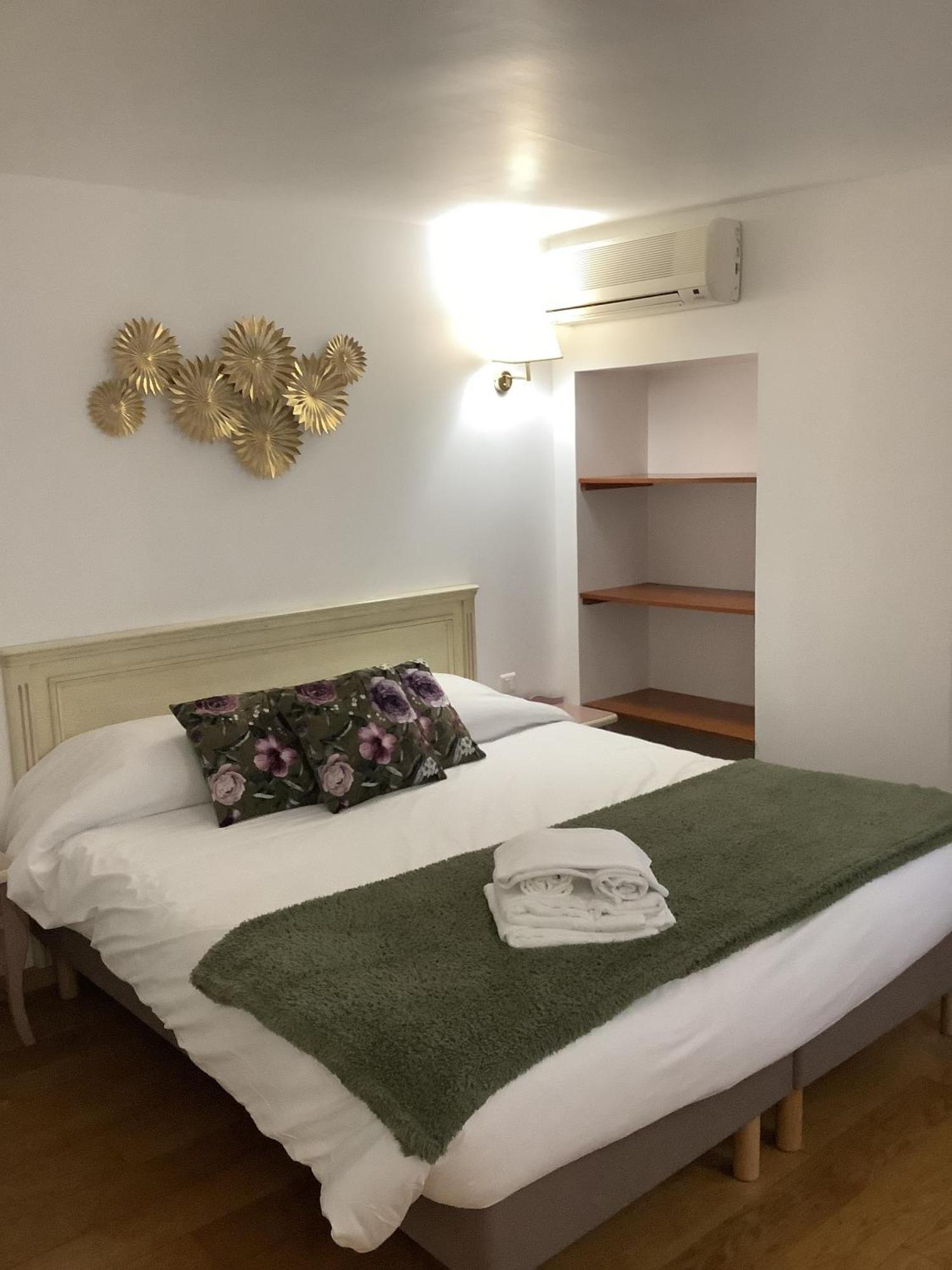 Logis Le Marronnier Hotel Buffon Szoba fotó