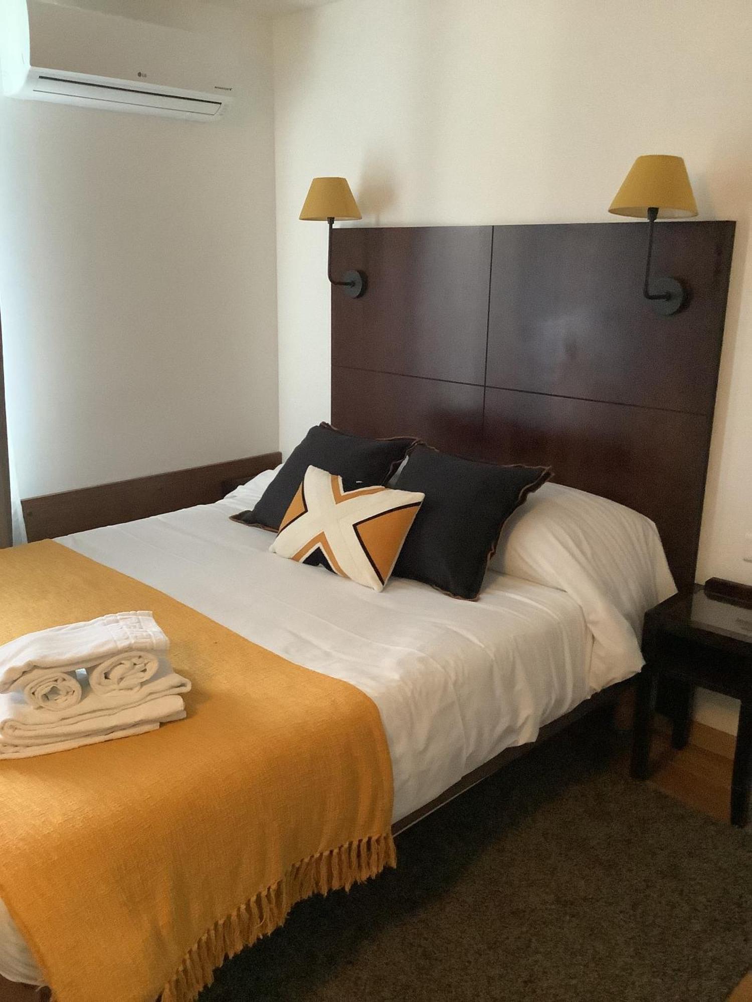 Logis Le Marronnier Hotel Buffon Szoba fotó
