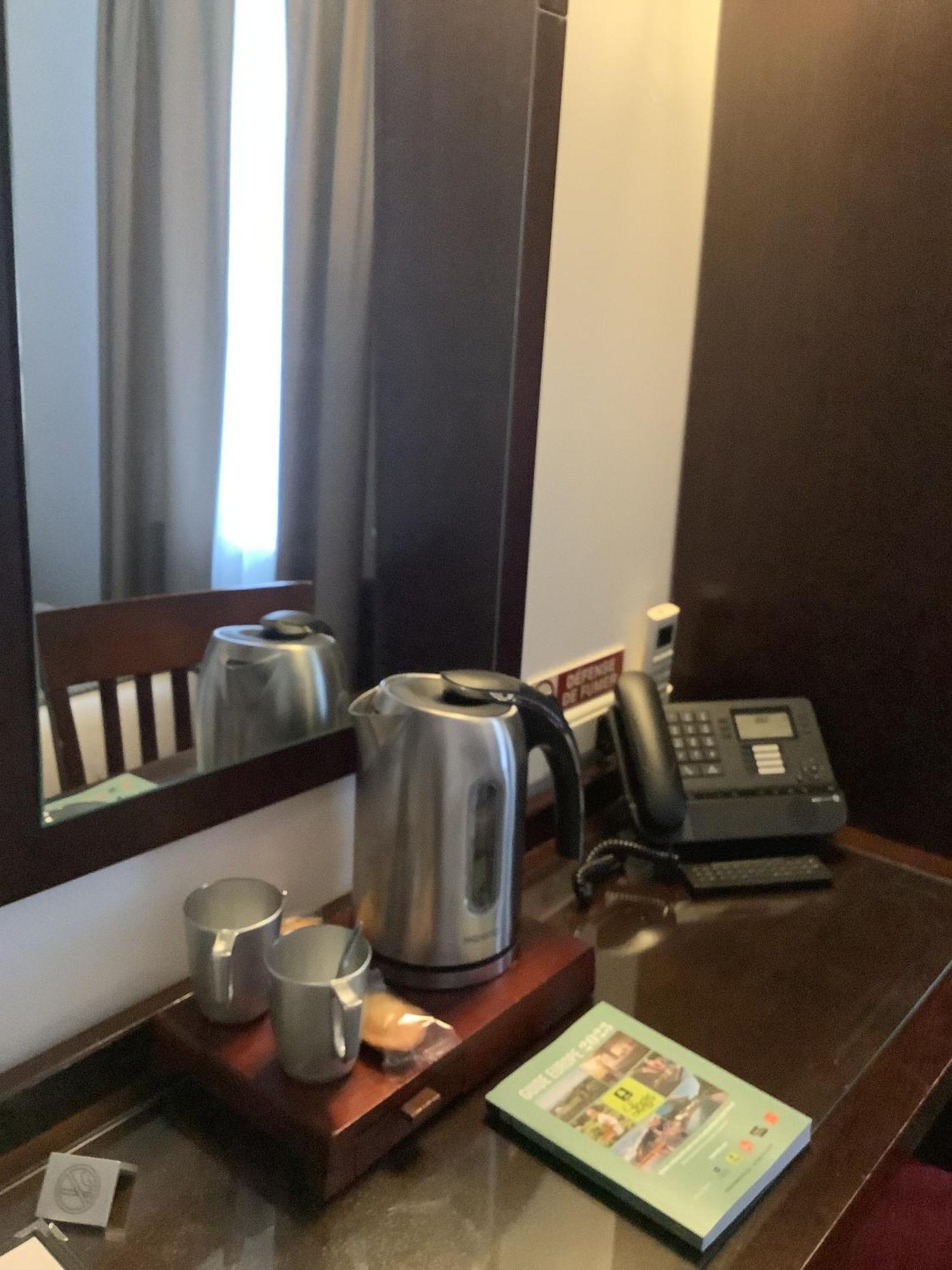 Logis Le Marronnier Hotel Buffon Szoba fotó